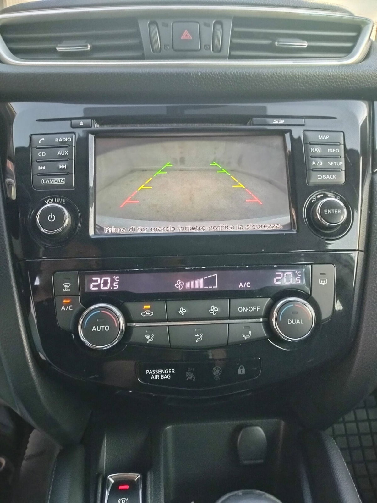 Nissan Qashqai 1.6 dCi 2WD Acenta (17)
