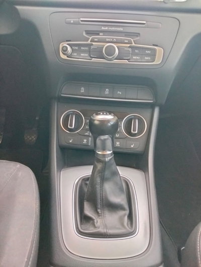 Audi Q3 2.0 TDI 150 CV (17)