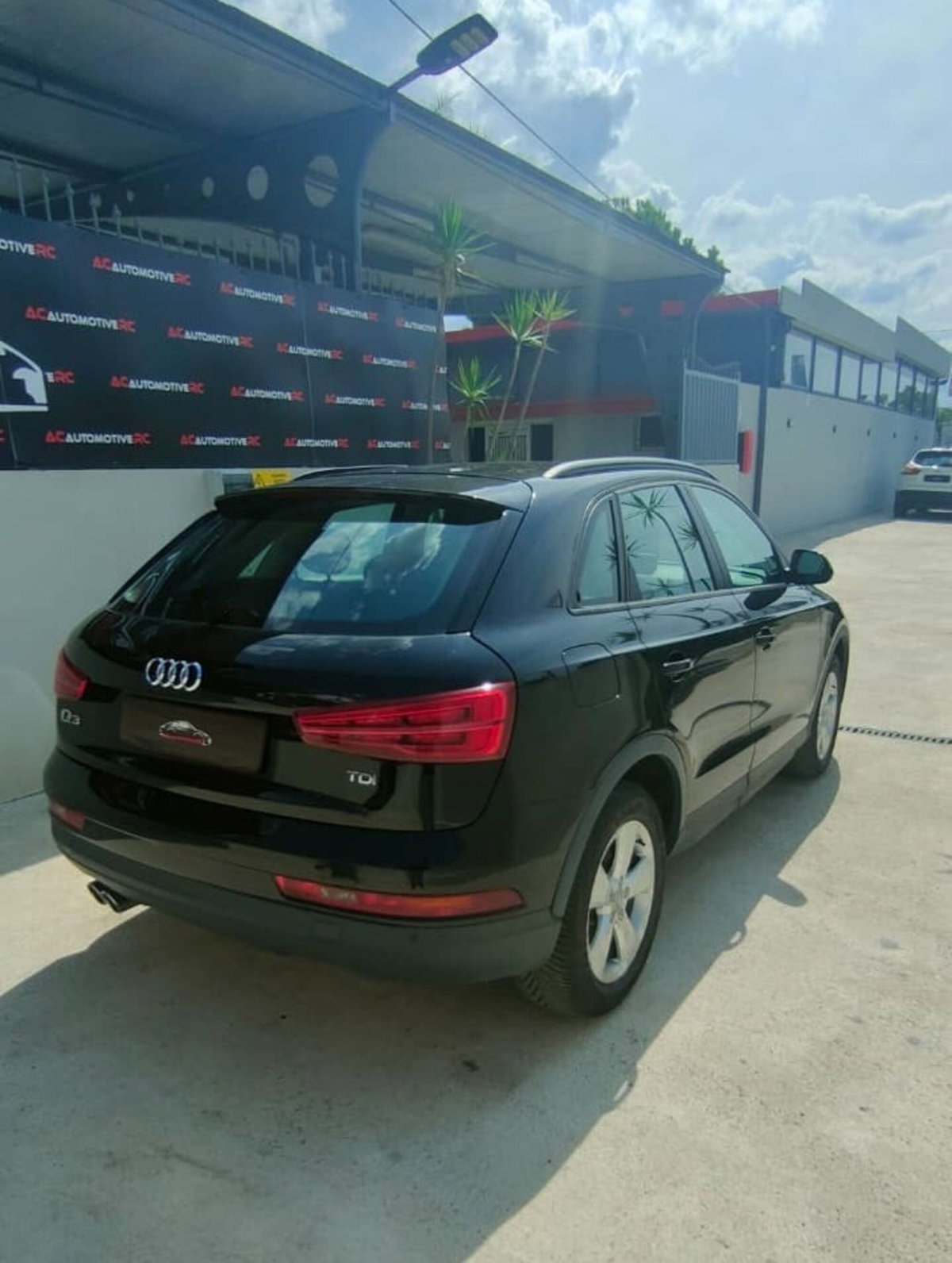 Audi Q3 2.0 TDI 150 CV (5)