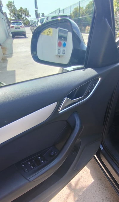 Audi Q3 2.0 TDI 150 CV (7)