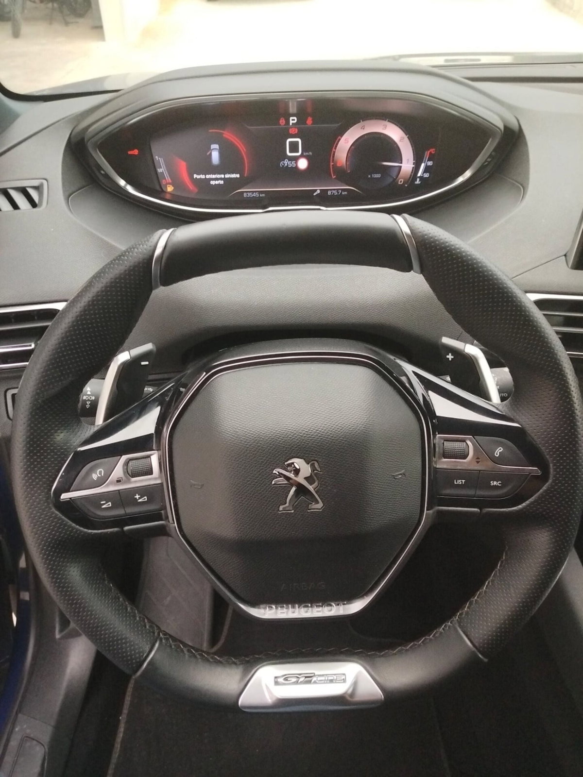 Peugeot 3008 BlueHDi 130 S&S EAT8 GT Pack (15)