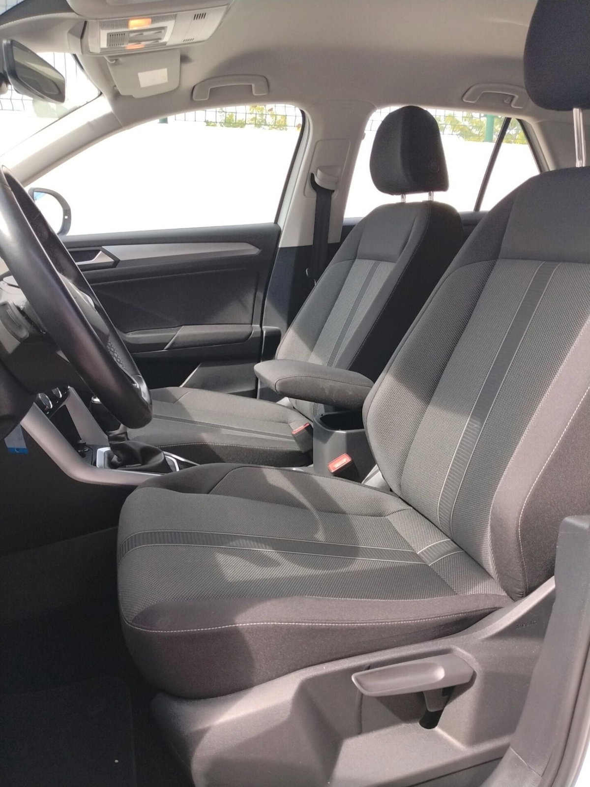 Volkswagen T-Roc 2.0 tdi Life 150cv dsg (19)