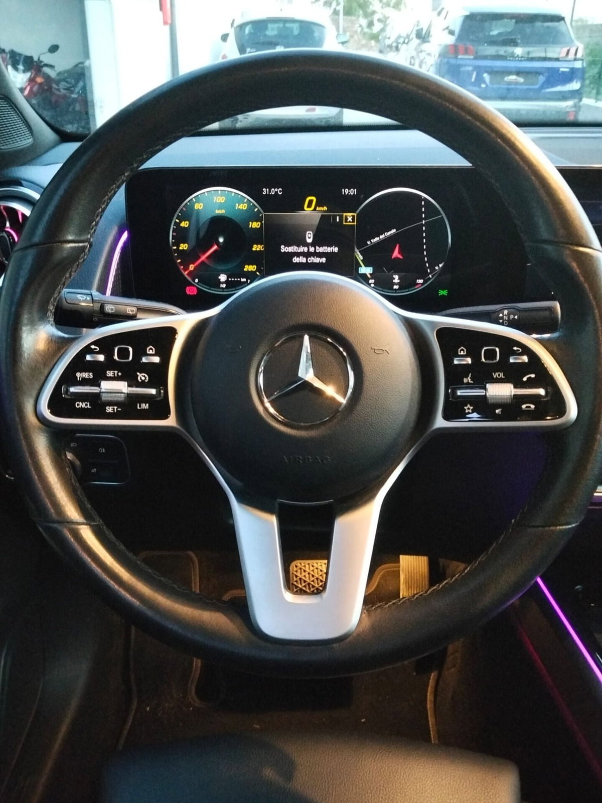 Mercedes-Benz GLB 200 d Automatic 4Matic Sport Plus (13)