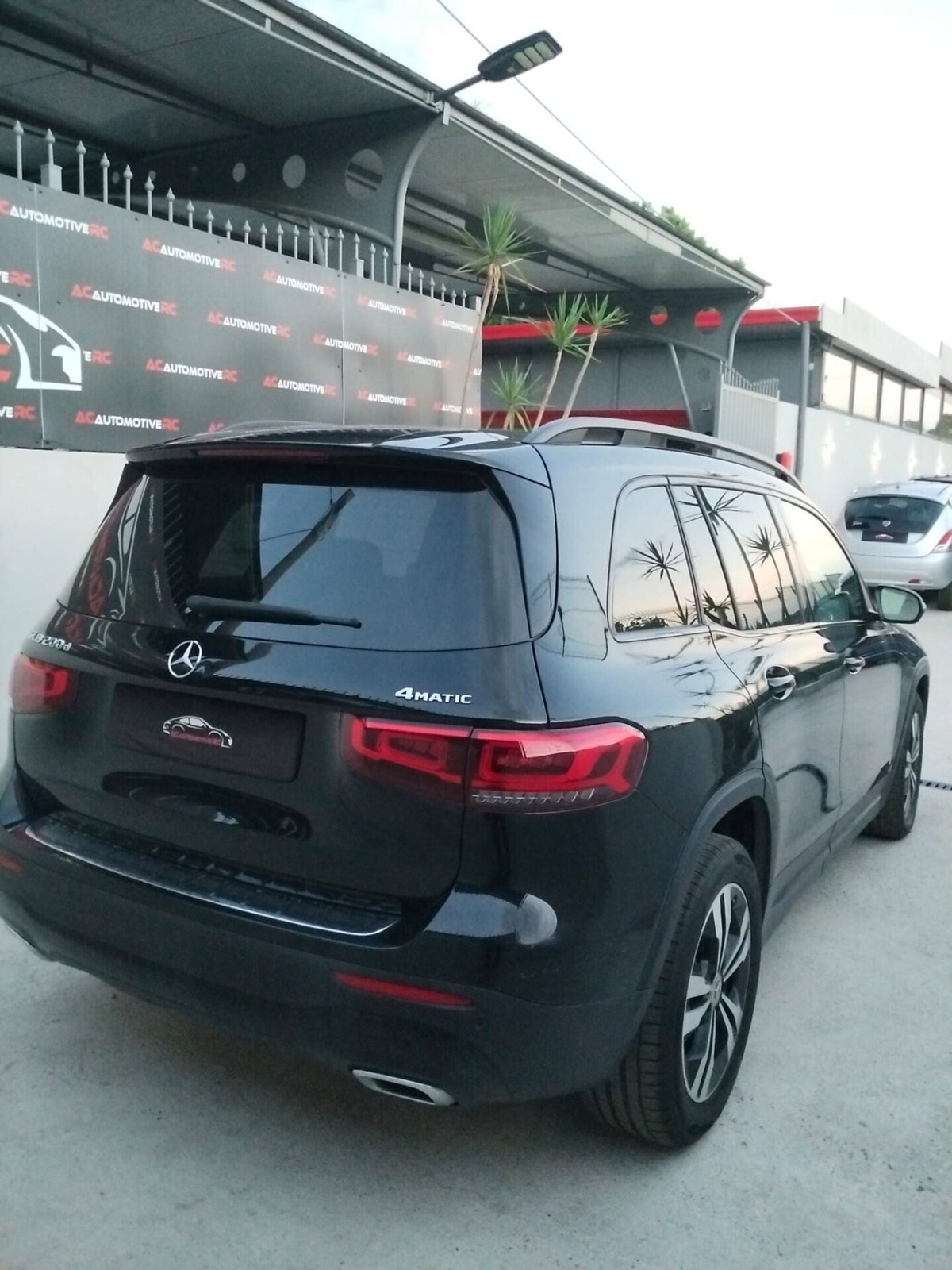 Mercedes-Benz GLB 200 d Automatic 4Matic Sport Plus (7)