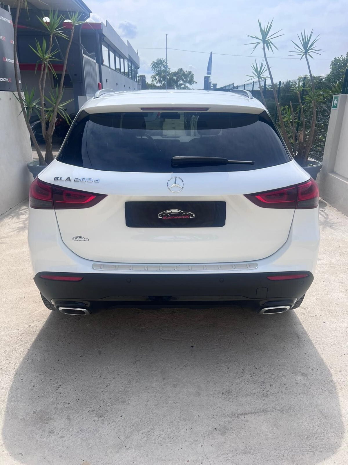 Mercedes-Benz GLA SUV 200 d Automatic Executive (4)