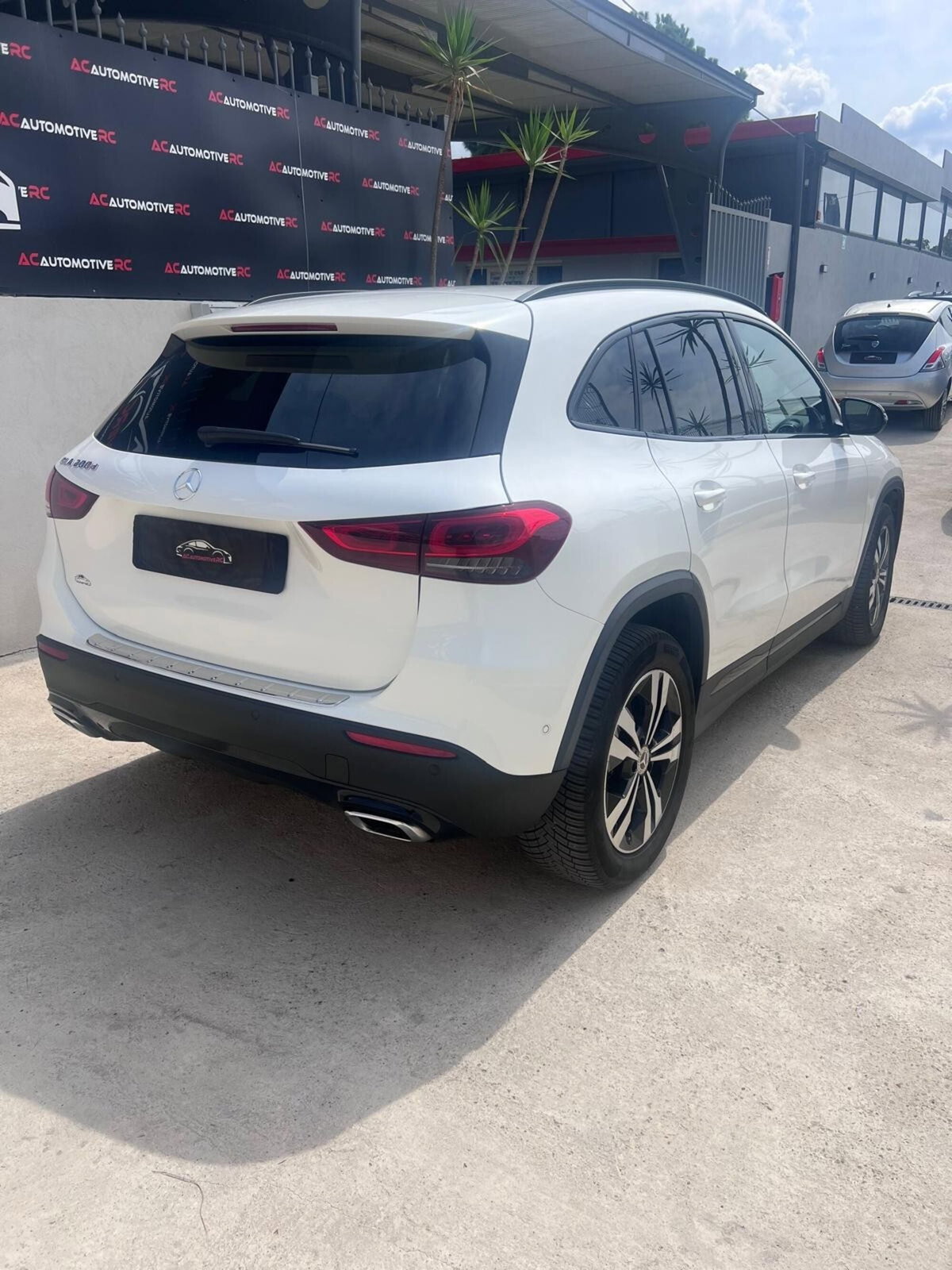 Mercedes-Benz GLA SUV 200 d Automatic Executive (6)