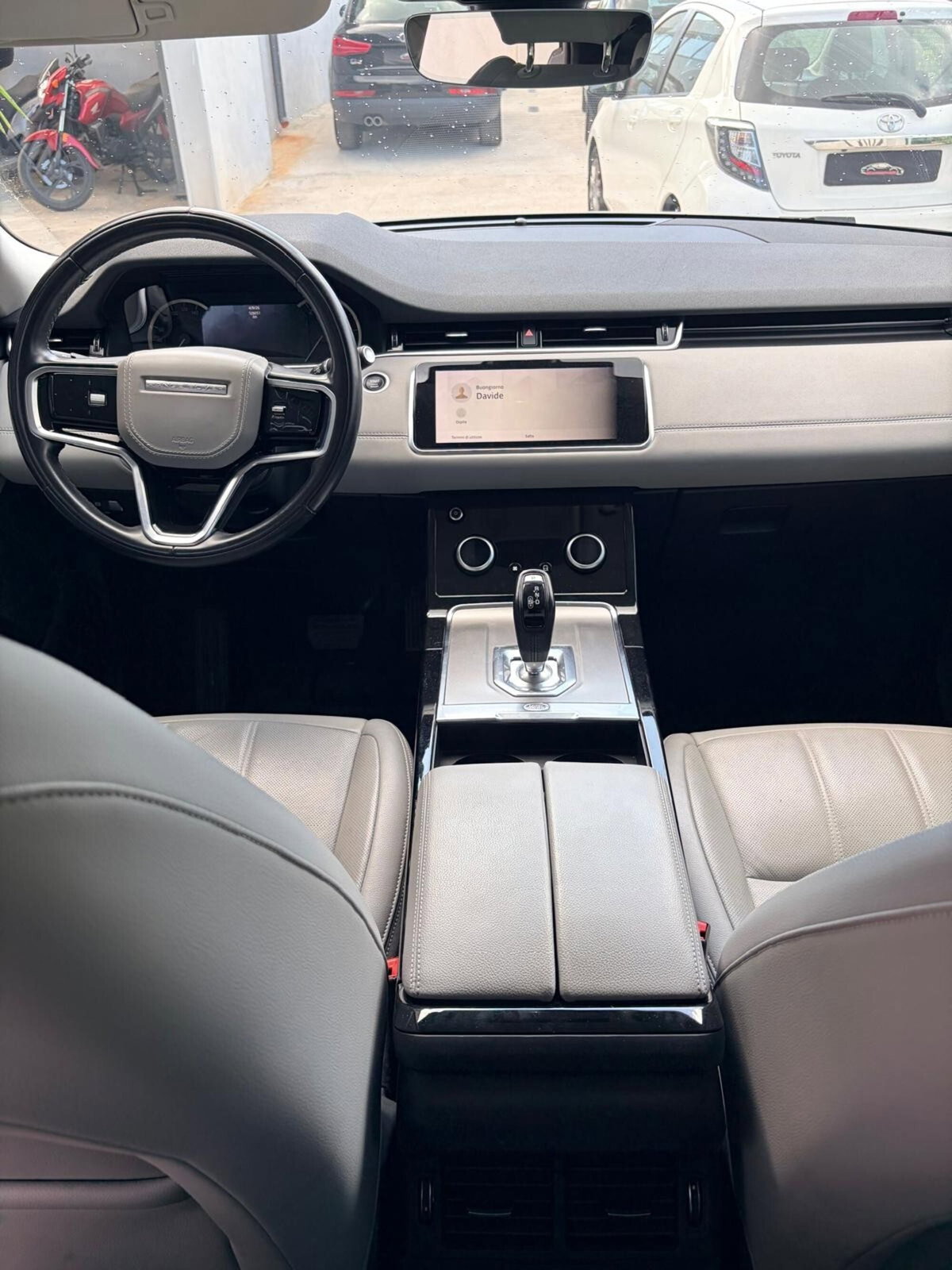 Land Rover Range Rover Evoque 2.0D I4 163CV AWD Auto R-Dynamic HSE (13)