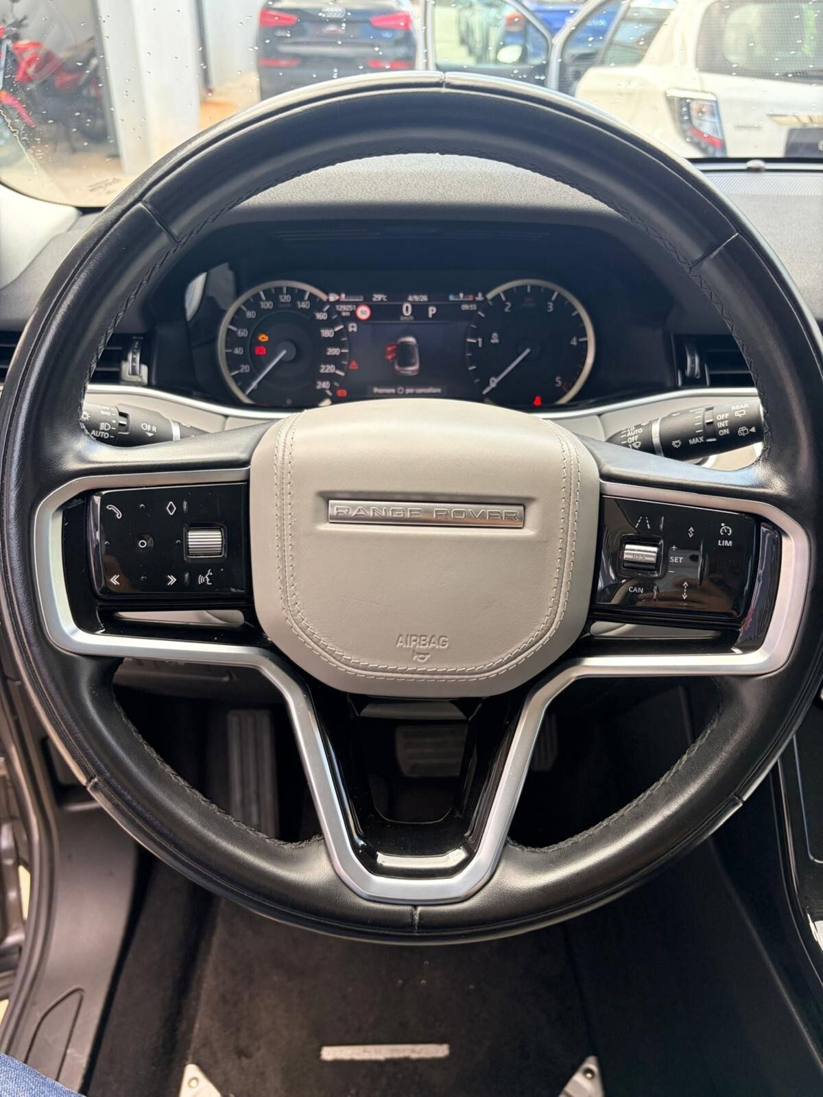 Land Rover Range Rover Evoque 2.0D I4 163CV AWD Auto R-Dynamic HSE (14)