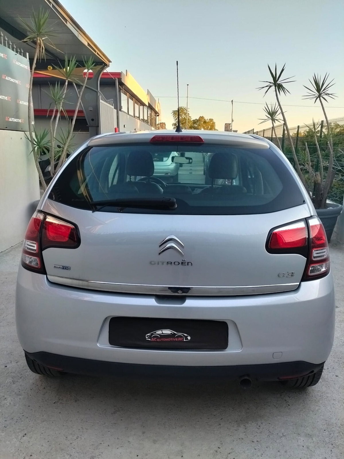 Citroen C3 BlueHDi 75 Exclusive (5)