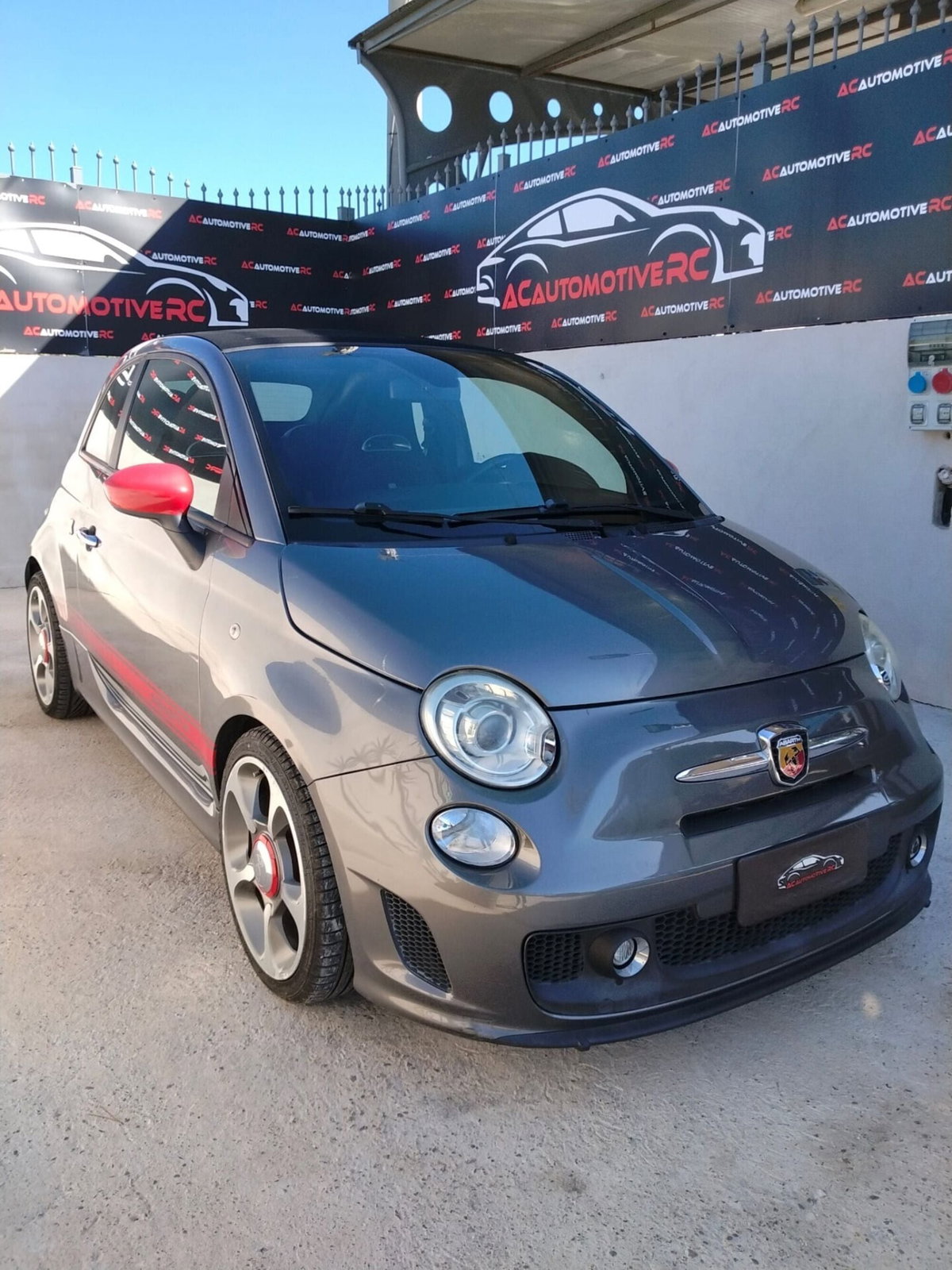 Abarth 500 Cabrio 1.4 Turbo T-Jet MTA (7)