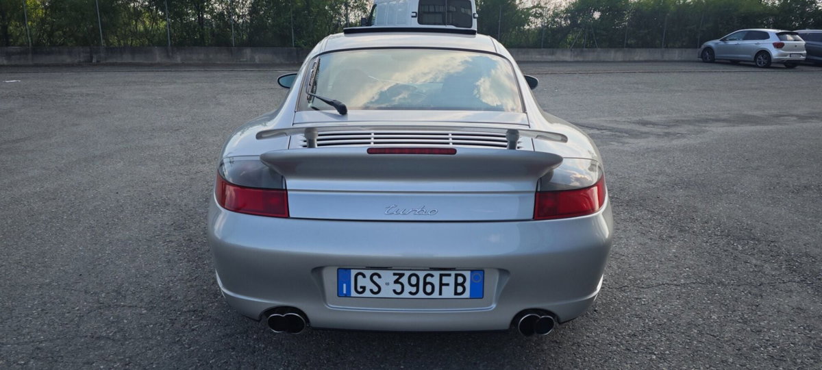 Porsche 911 Coupé Turbo cat