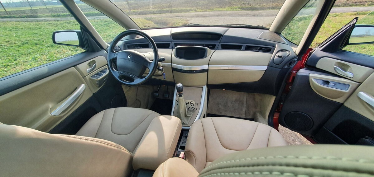 Renault Avantime V6 24V Privilège (10)