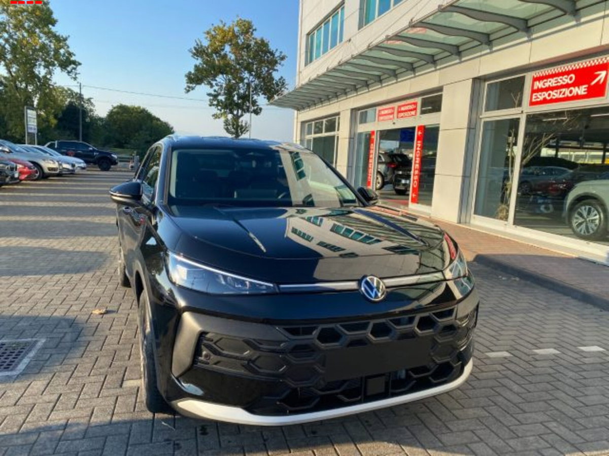 Volkswagen T-Roc 1.5 etsi Style 150cv dsg (11)