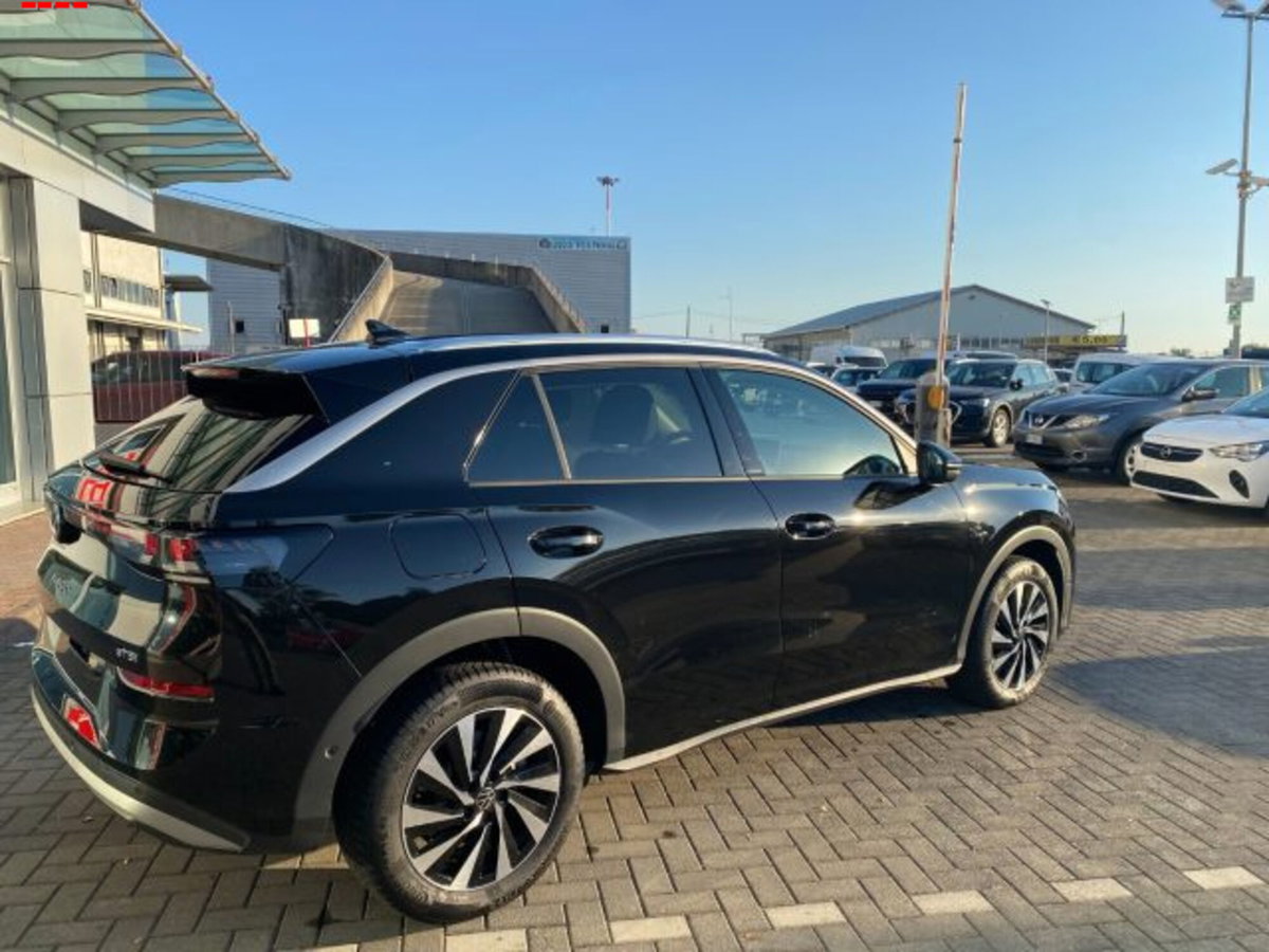 Volkswagen T-Roc 1.5 etsi Style 150cv dsg (4)