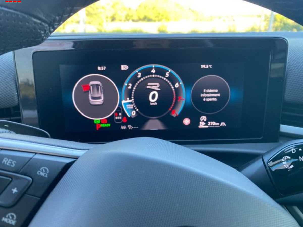 Volkswagen T-Roc 1.5 etsi R-Line 150cv dsg (10)