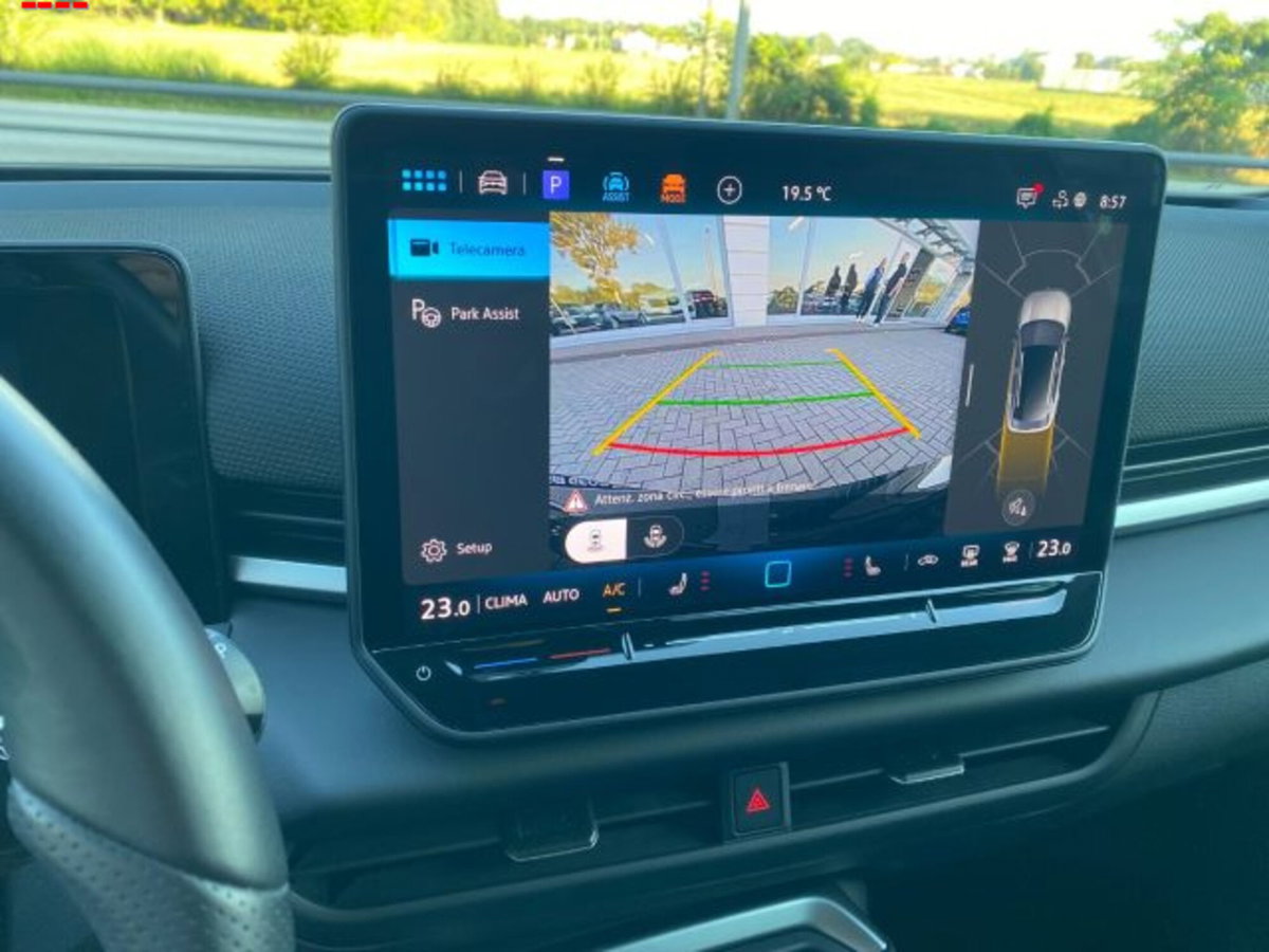 Volkswagen T-Roc 1.5 etsi R-Line 150cv dsg (12)