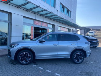 Volkswagen Tiguan Allspace 2.0 tdi R-Line 150cv dsg (2)