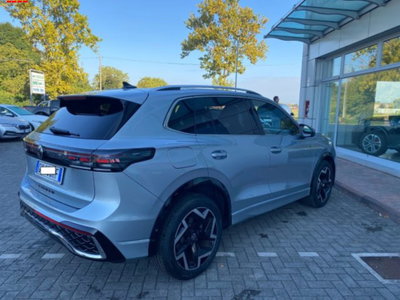 Volkswagen Tiguan Allspace 2.0 tdi R-Line 150cv dsg (6)