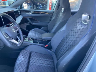 Volkswagen Tiguan Allspace 2.0 tdi R-Line 150cv dsg (9)