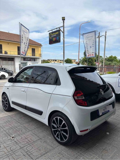 Renault Twingo SCe Life (5)