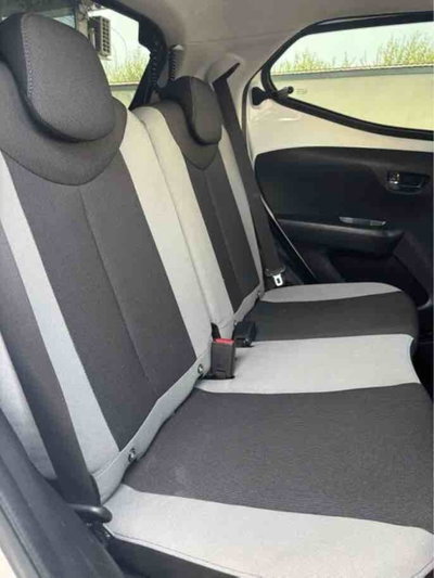 Toyota Aygo 1.0 VVT-i 69 CV 5 porte x-play TSS MMT (16)