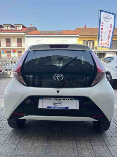 Toyota Aygo 1.0 VVT-i 69 CV 5 porte x-play TSS MMT (5)