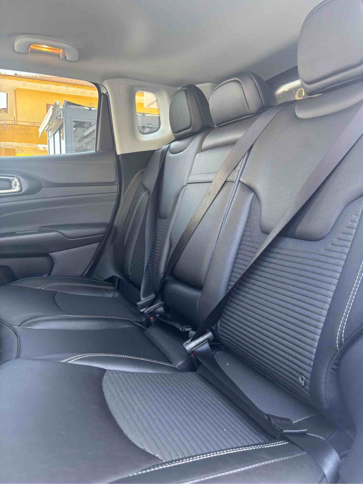 Jeep Compass 1.6 Multijet II 2WD Limited (17)