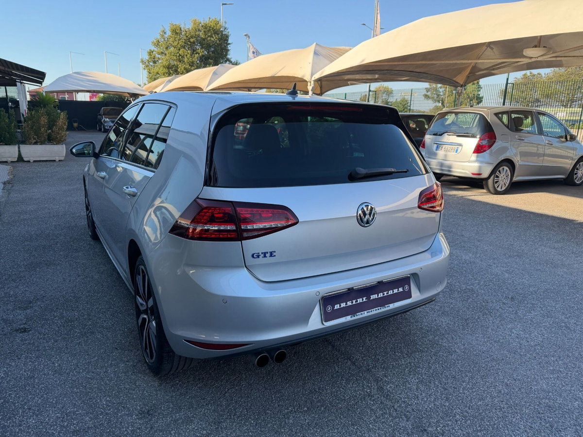 Volkswagen Golf GTE 1.4 TSI DSG 5p. Plug-In-Hybrid (11)