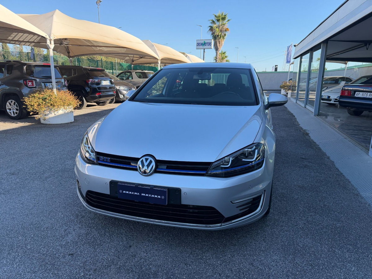 Volkswagen Golf GTE 1.4 TSI DSG 5p. Plug-In-Hybrid (2)