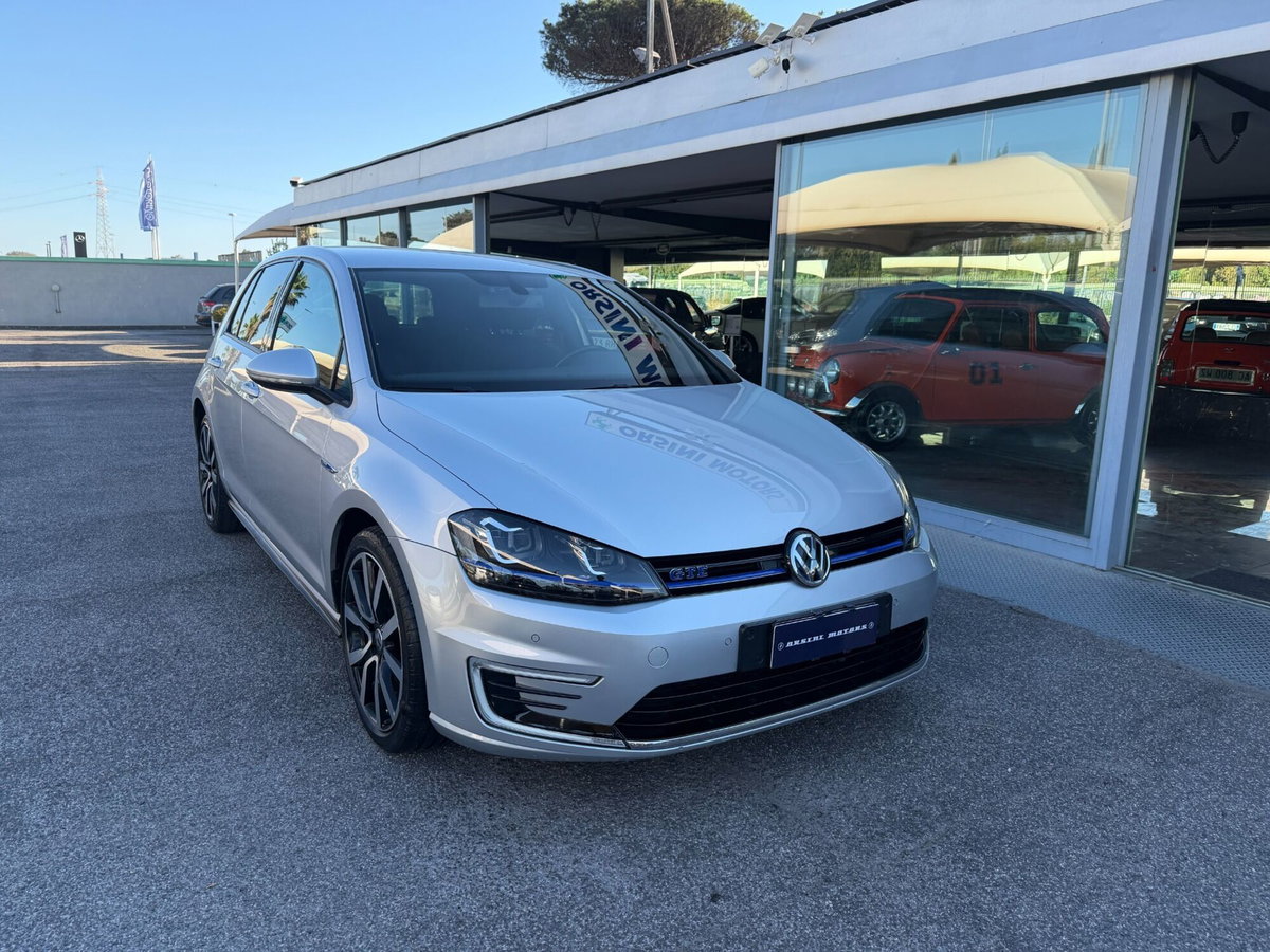 Volkswagen Golf GTE 1.4 TSI DSG 5p. Plug-In-Hybrid (4)