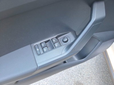SEAT Arona 1.6 TDI 95 CV DSG Style (9)