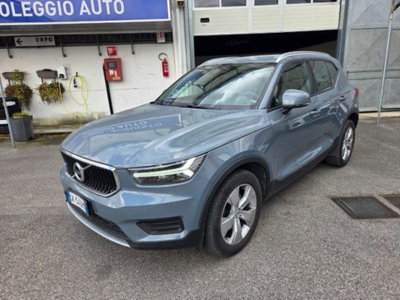 Volvo XC40 B4 AWD automatico Plus Dark usata
