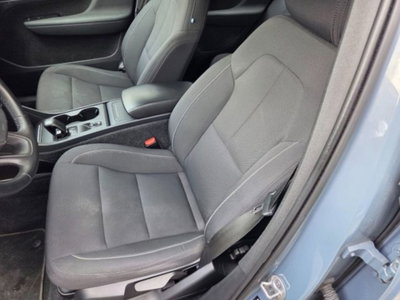 Volvo XC40 B4 AWD automatico Plus Dark (12)