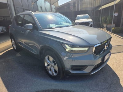 Volvo XC40 B4 AWD automatico Plus Dark (3)