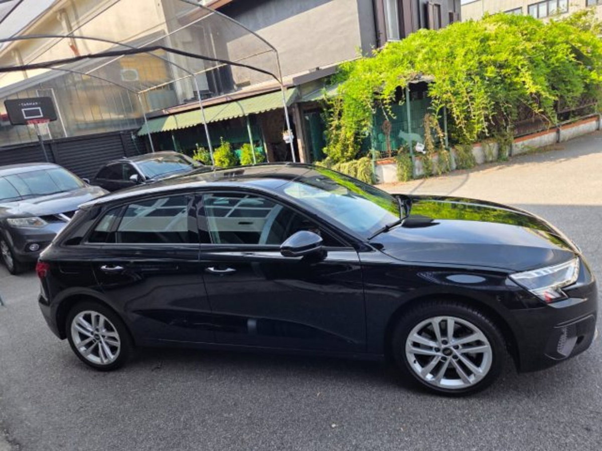 Audi A3 Sportback 40 TFSI e S tronic Business Advanced (4)