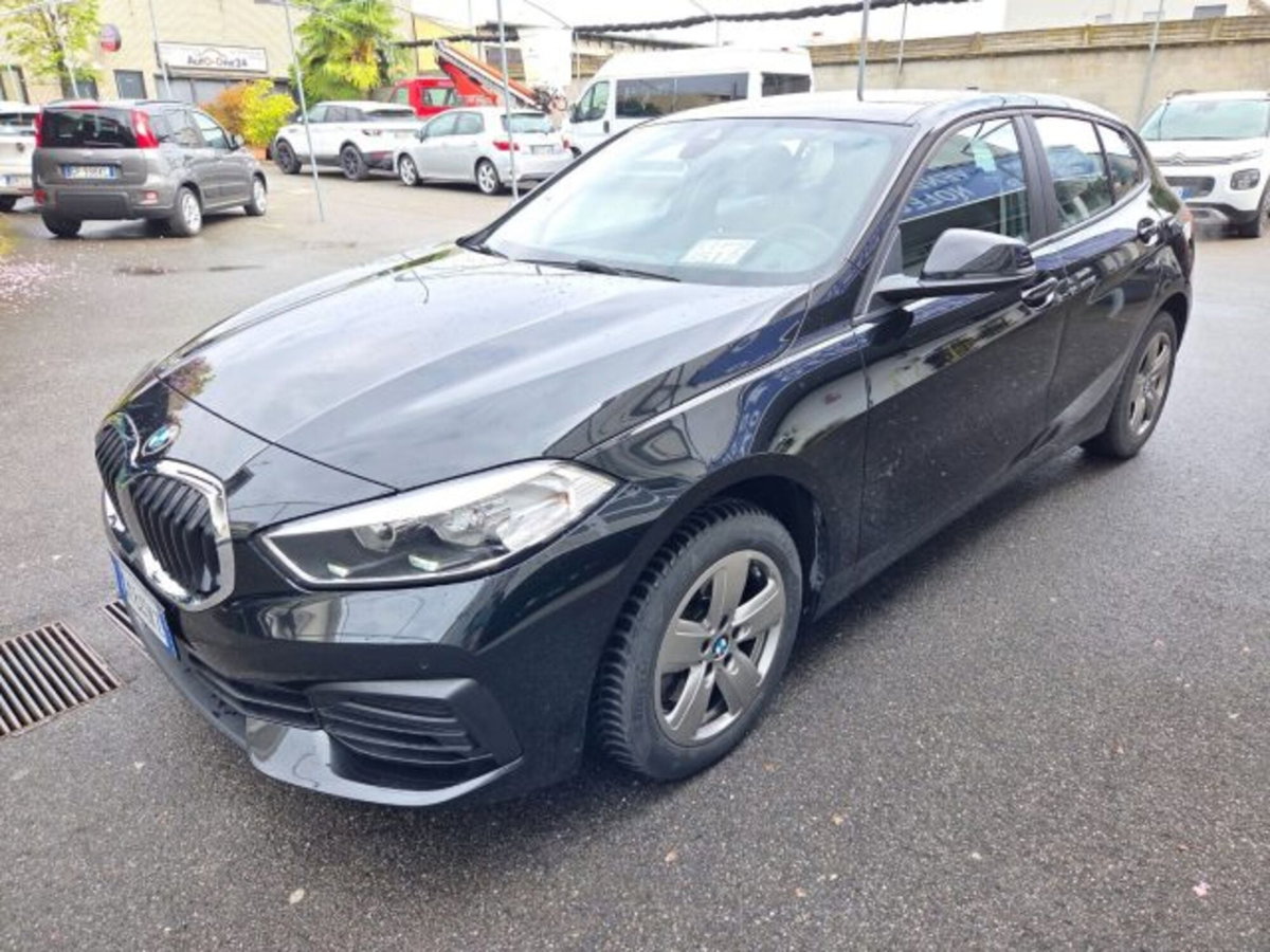 BMW Serie 1 116d 2.0 116CV cat 5 porte Attiva DPF