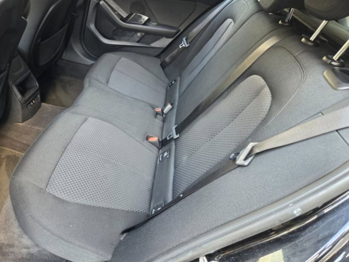 BMW Serie 1 116d 2.0 116CV cat 5 porte Attiva DPF (18)