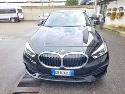 BMW Serie 1 116d 2.0 116CV cat 5 porte Attiva DPF (2)