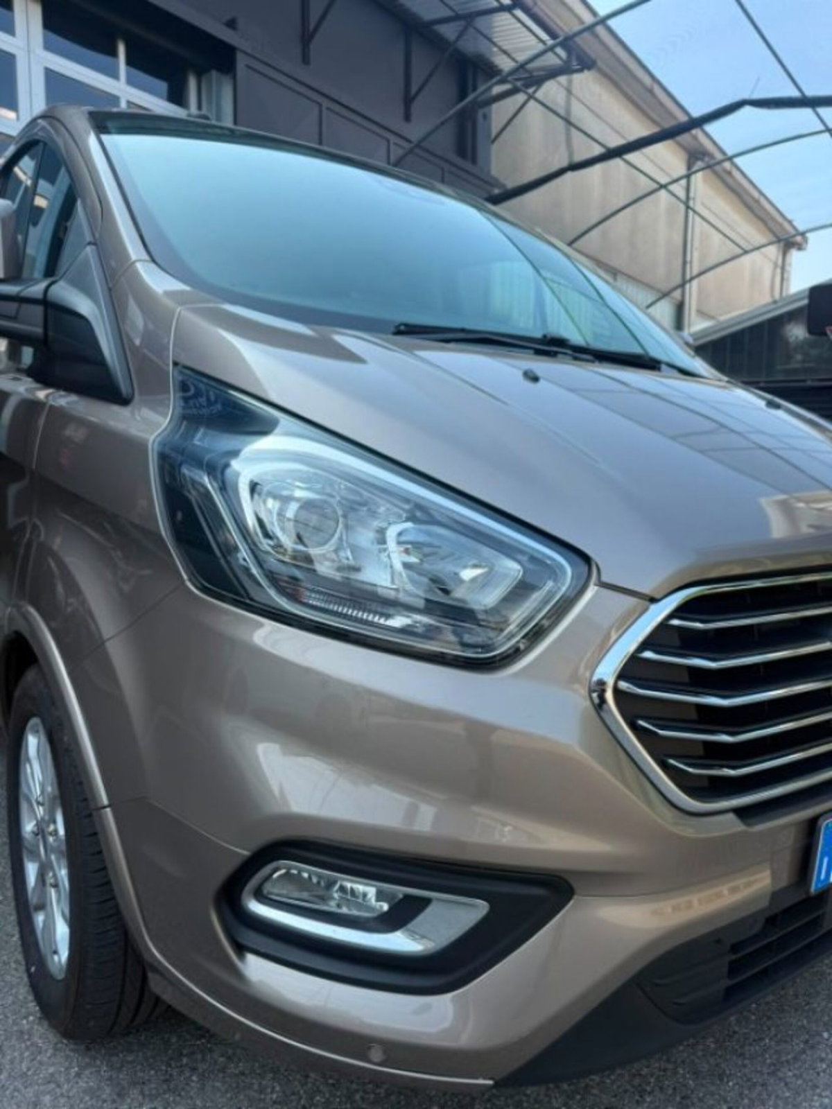Ford Tourneo Custom 310 2.0 TDCi 170CV aut. PC Titanium (5)