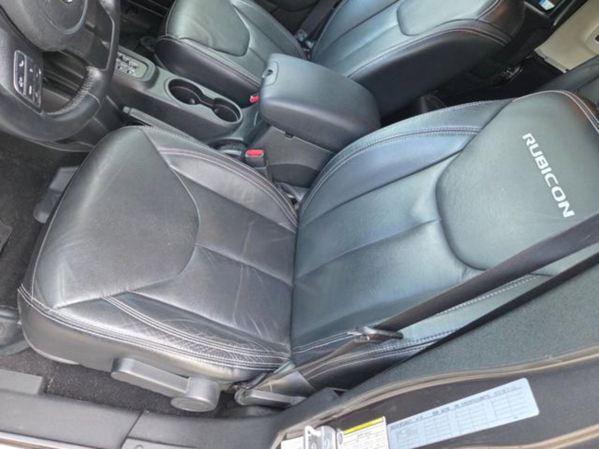 Jeep Wrangler Unlimited 3.6 V6 Rubicon Auto (19)