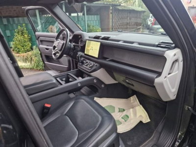 Land Rover Defender 110 3.0D I6 300 CV AWD Auto X-Dynamic HSE (11)
