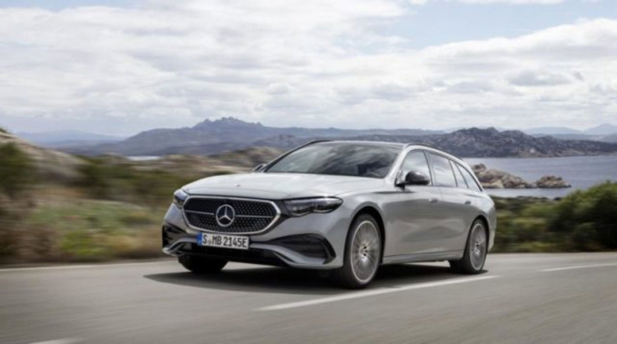 Mercedes-Benz Classe E Station Wagon 53 4Matic+ AMG (2)