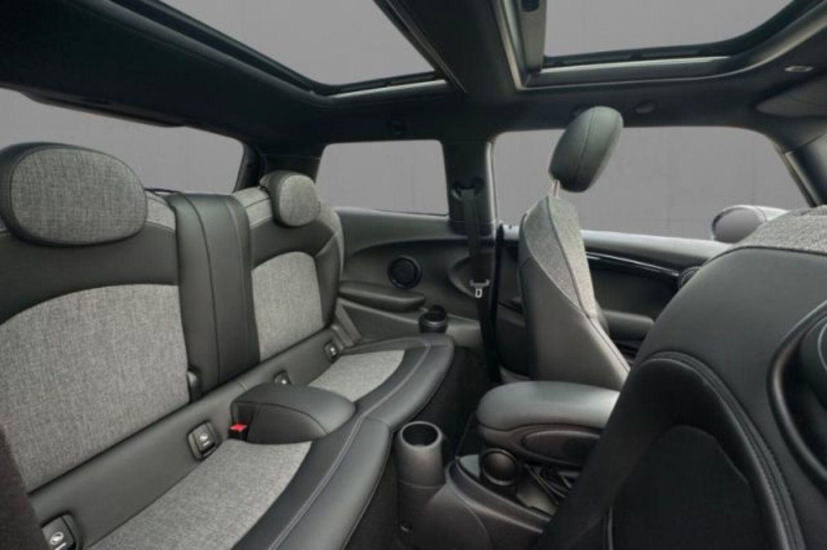 MINI Mini 2.0 Cooper S (8)