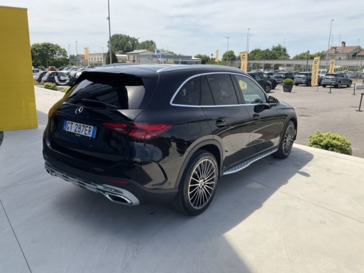 Mercedes-Benz GLC 220 d 4Matic Mild Hybrid AMG Premium Plus (6)