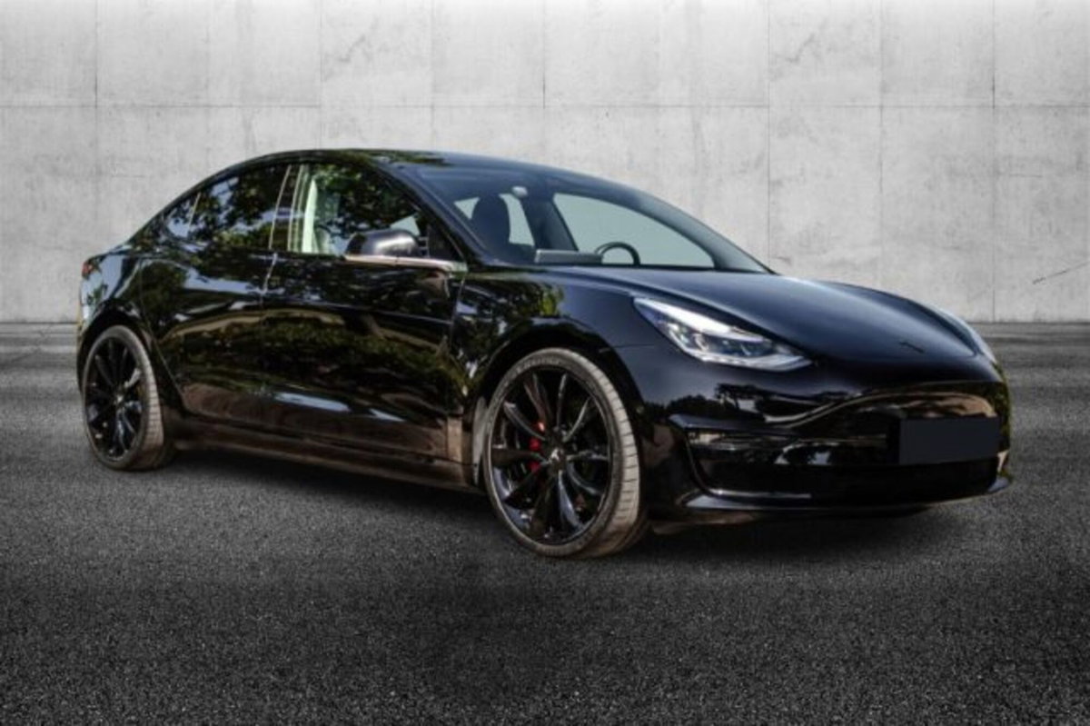 Tesla Model 3 Model 3 Long Range Performance AWD