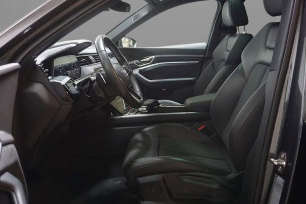 Audi e-tron Sportback 55 quattro S line edition (7)