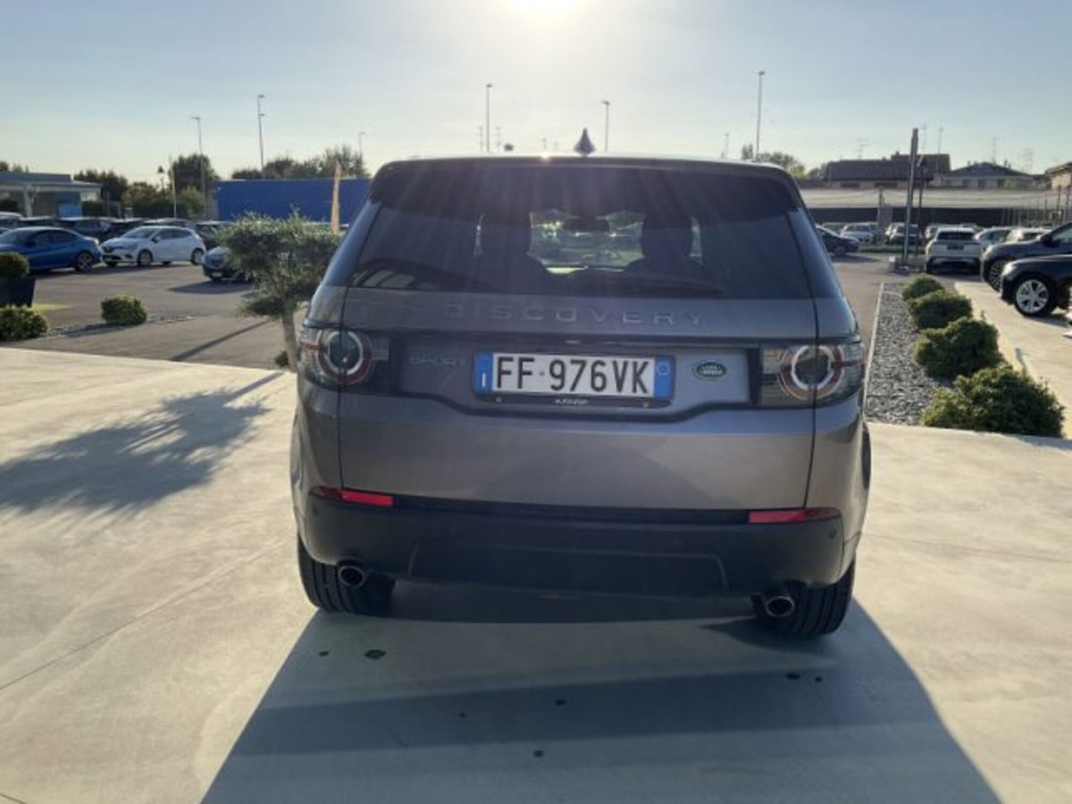 Land Rover Discovery Sport 2.0 TD4 150 CV SE (7)