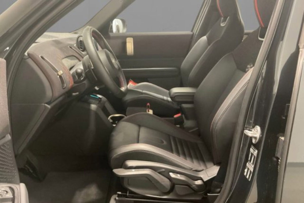 MINI Mini Countryman E JCW (6)