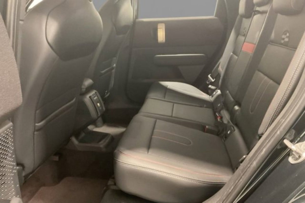 MINI Mini Countryman E JCW (7)
