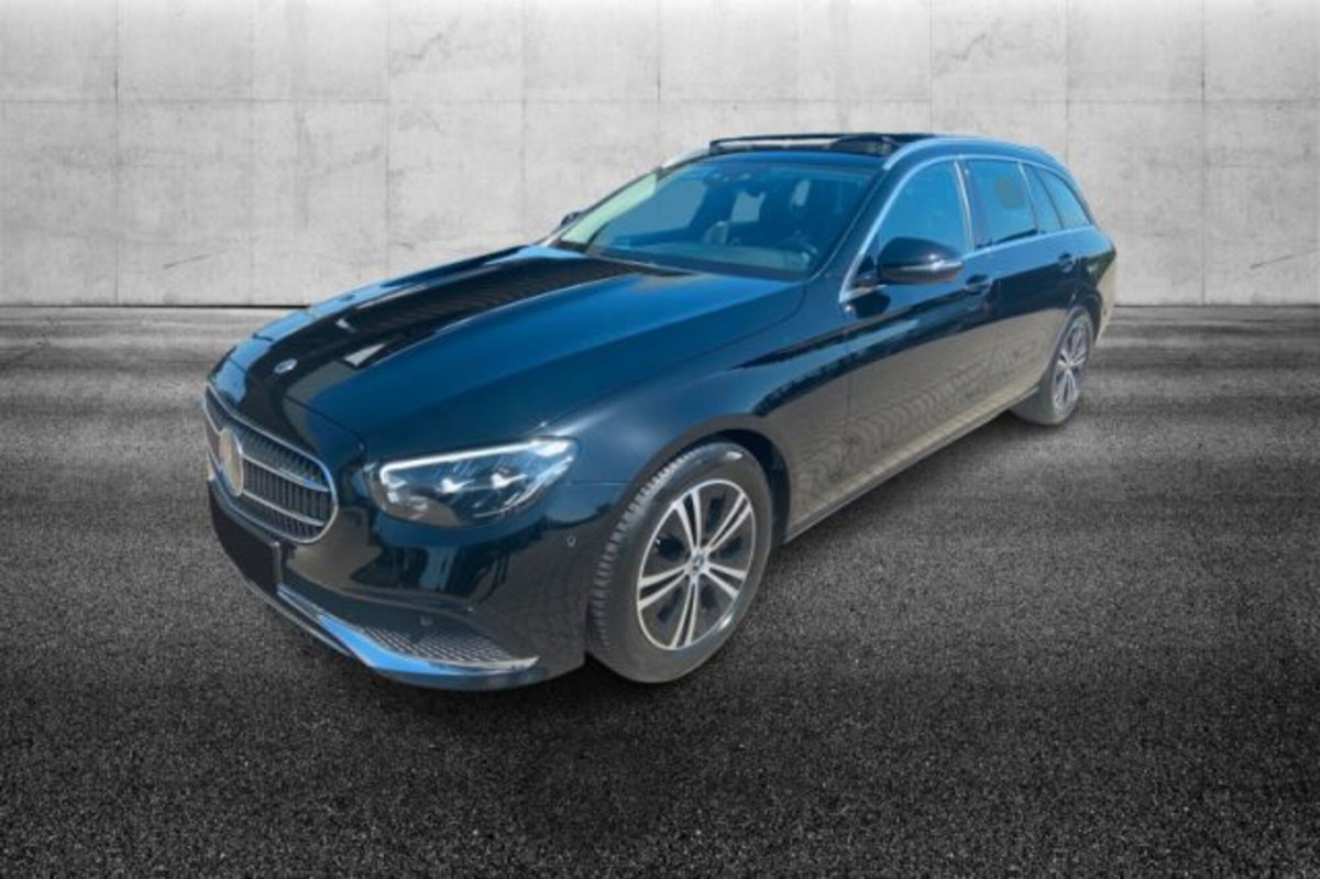 Mercedes-Benz Classe E Station Wagon 220 d Mild hybrid 4Matic Auto Business Sport